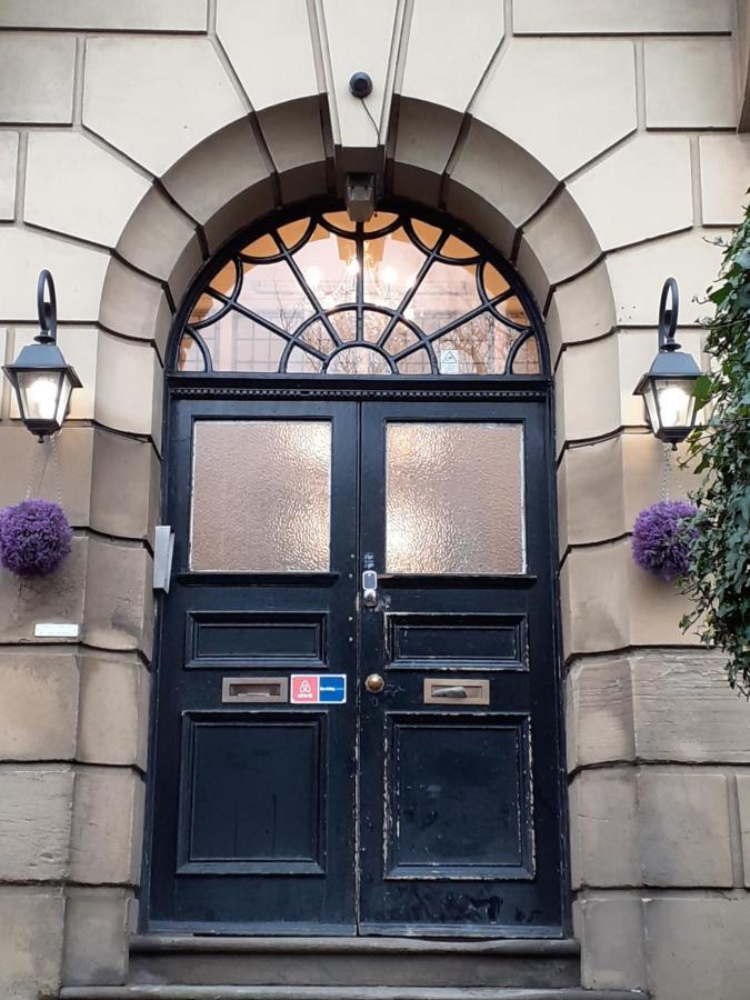 Carnegie Library: Austen Apartment 2 Bedroom Mexborough ภายนอก รูปภาพ